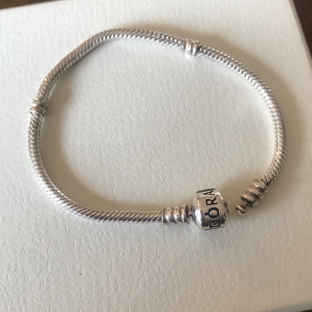 Pandora bracelet 7 in